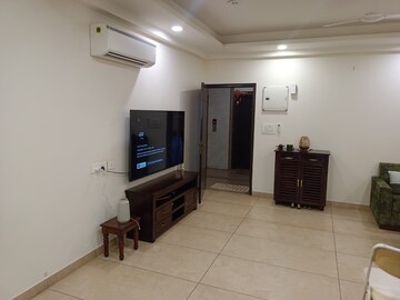 Room in 3 BHK Apartment at Ajmer Road – for Rent