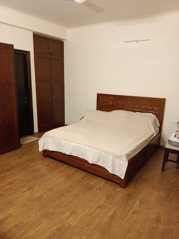 Bedroom in 3 BHK Apartment at Ajmer Road – for Rent