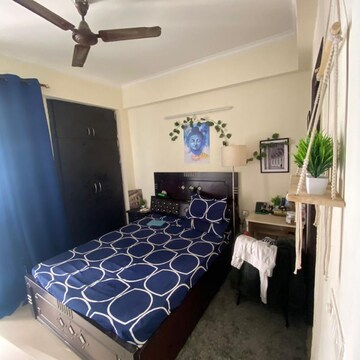 Bedroom in 2 BHK Apartment at Supertech Cape Town, Sector 74 – for Rent