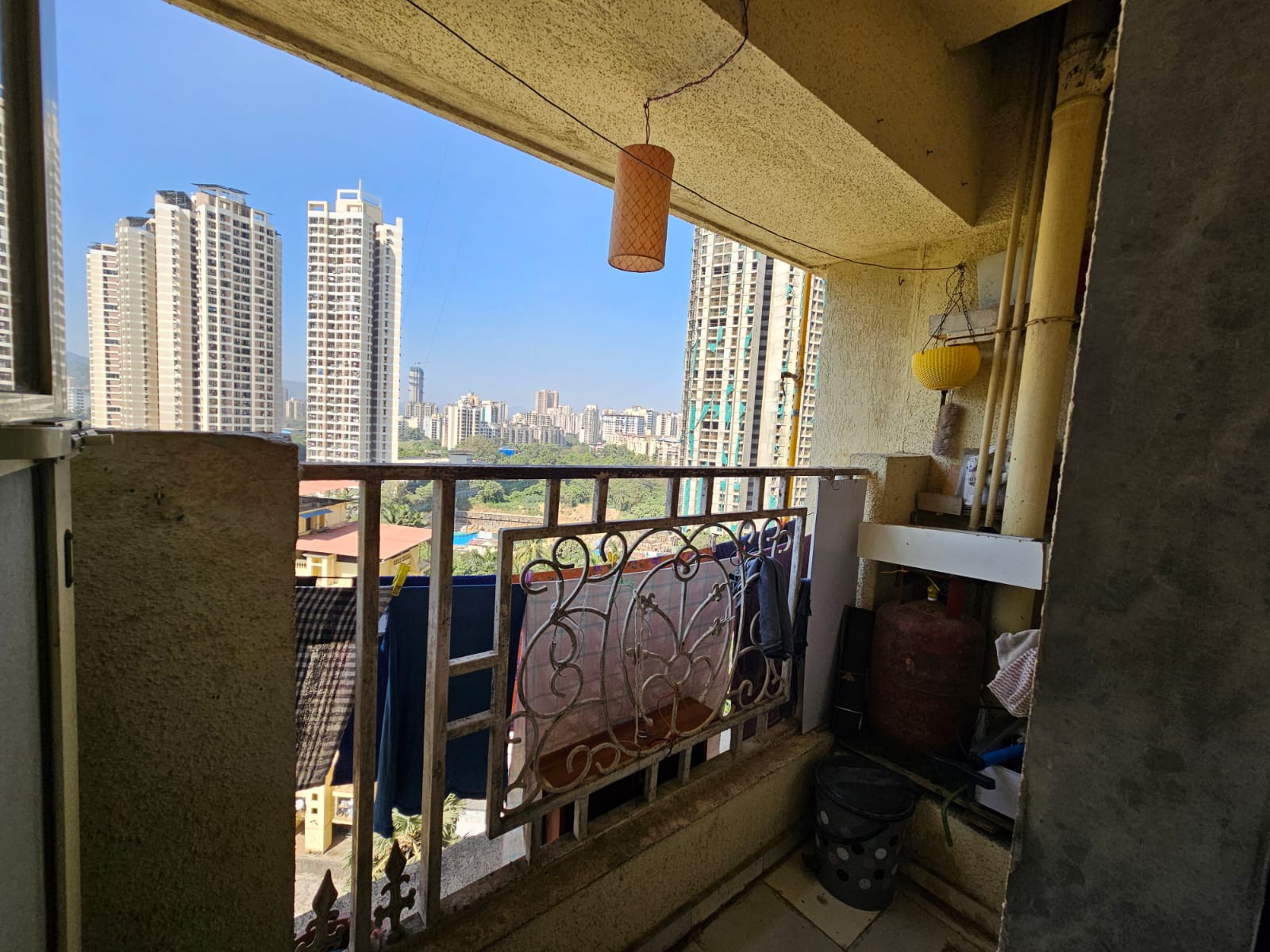 2 BHK Apartment For Sale in Cosmos Jewels