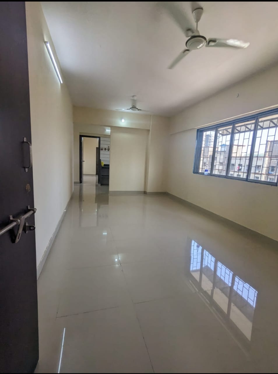 2 BHK Apartment For Rent in Azad Maidan 