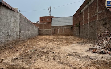 Plot For Sale in Barsat Road