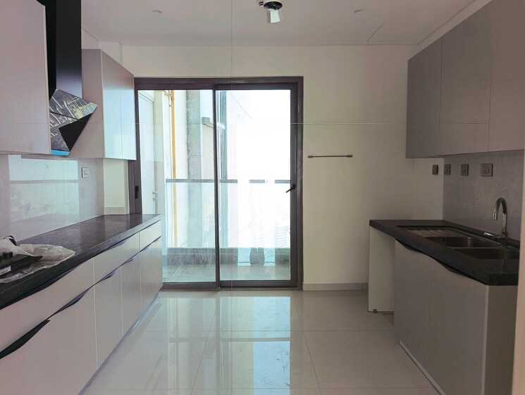Kitchen, rustomjee-crown 5 Bedroom 3090 Sq.Ft. Apartment In Prabhadevi Mumbai 8719449
