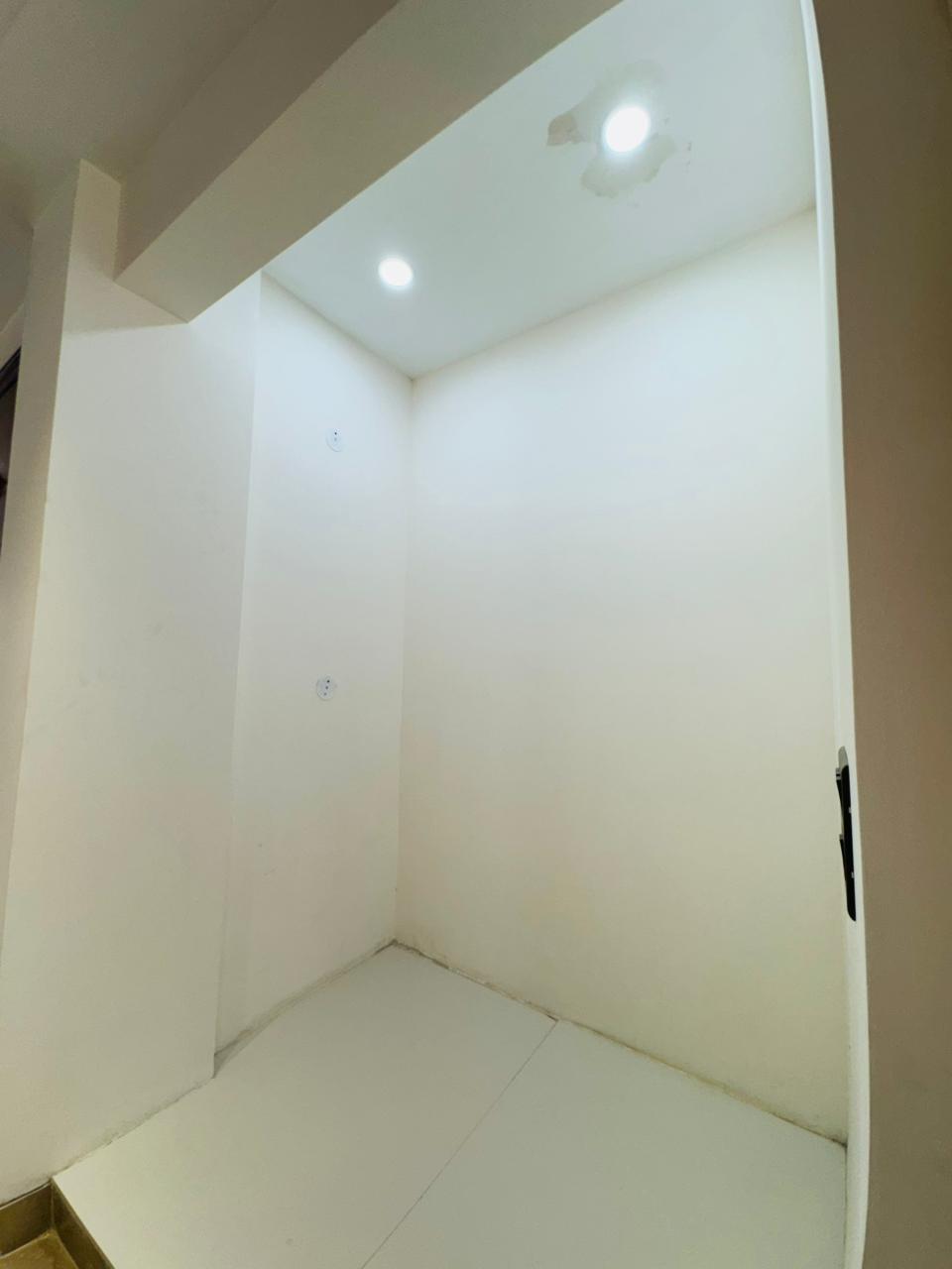 4 BHK + Pooja Room 300 Sq.Ft. Builder Floor in Ansal API Esencia