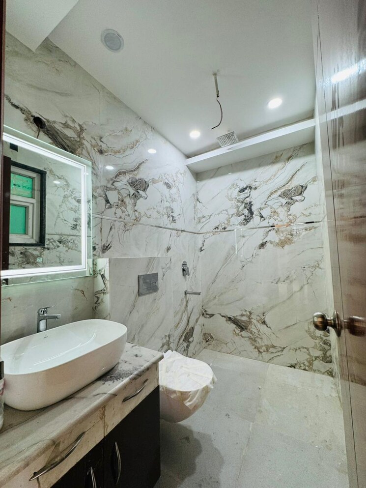 Bathroom, ansal-api-esencia 4 Bedroom 300 Sq.Ft. Builder Floor In Sector 67 Gurgaon 8719501