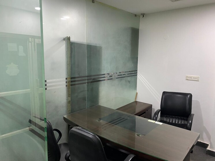 Floor Plan, sector 63 Commercial Office Space 4200 Sq.Ft. In Sector 63 Noida 8719515