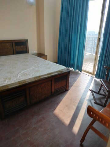 Bedroom in 3 BHK Apartment at Parsvnath Exotica, Sector 53 – for Rent