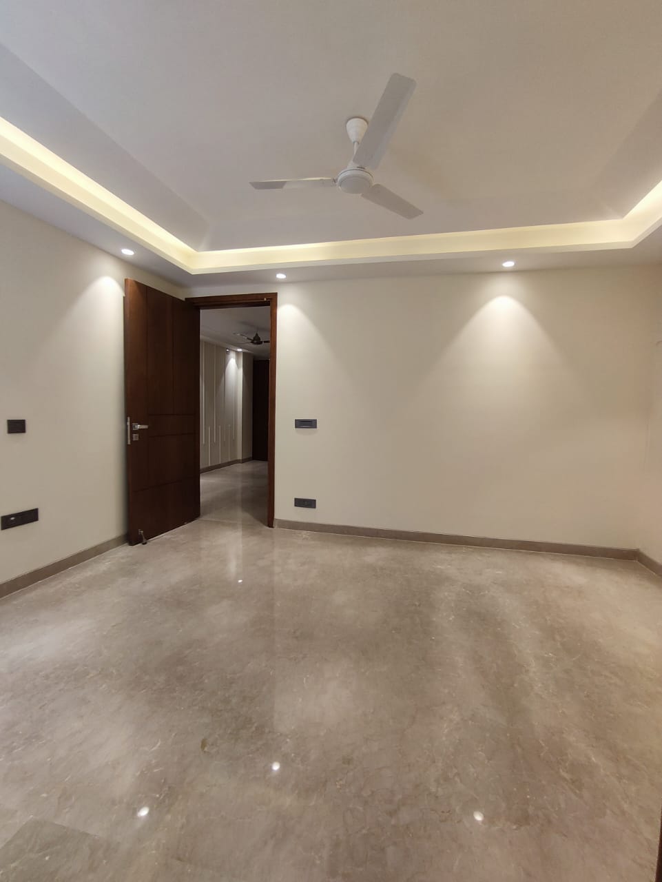 4 BHK + Extra Room Builder Floor For Sale in Wwww22