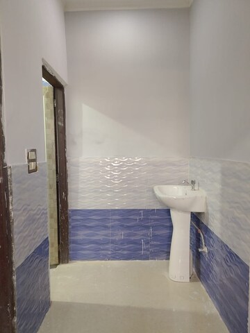 Bathroom in 1 RK Builder Floor at Saket – for Rent