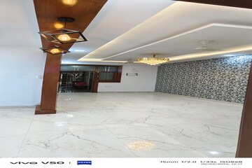 Building Lobby in 3 BHK Builder Floor at Gyan Khand – for Rent