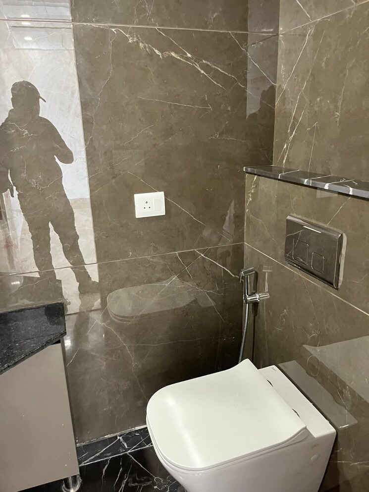 Attached Bathroom, saket 4 Bedroom 2800 Sq.Ft. Builder Floor In Saket Delhi 8719819