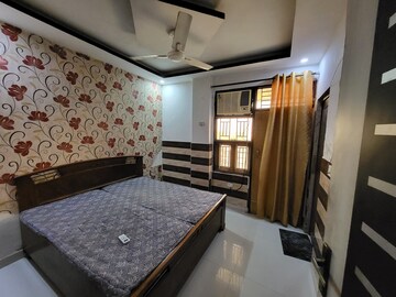 Bedroom in 2 BHK Builder Floor at Dwarka – for Rent