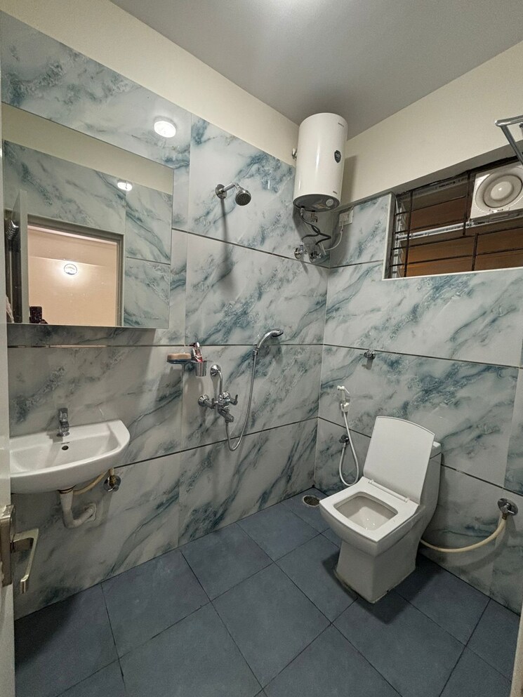Bathroom, horamavu 3 Bedroom 1300 Sq.Ft. Builder Floor In Horamavu Bangalore 8719852