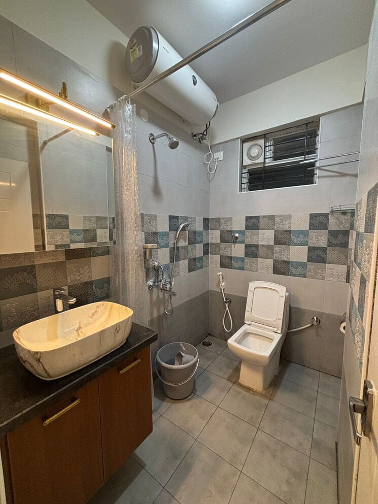 Attached Bathroom, horamavu 3 Bedroom 1300 Sq.Ft. Builder Floor In Horamavu Bangalore 8719852