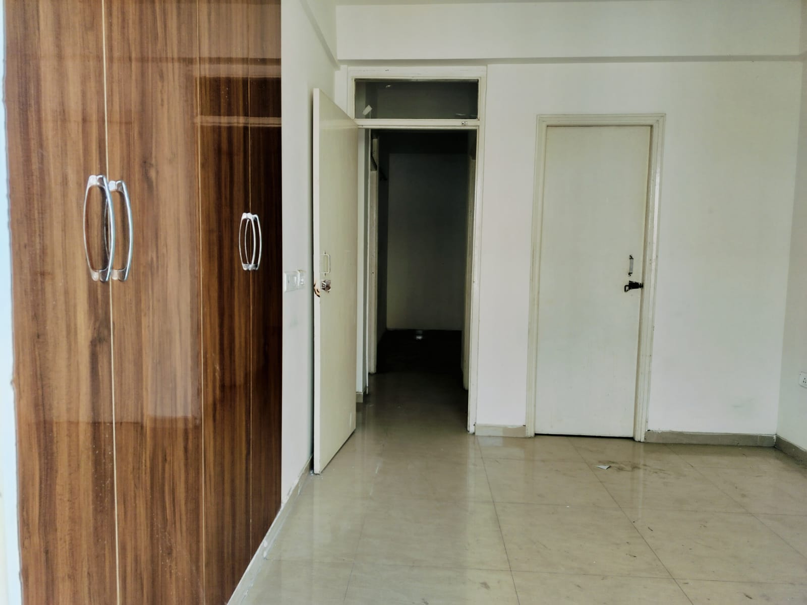 2 BHK Apartment For Rent in ROF Aalayas