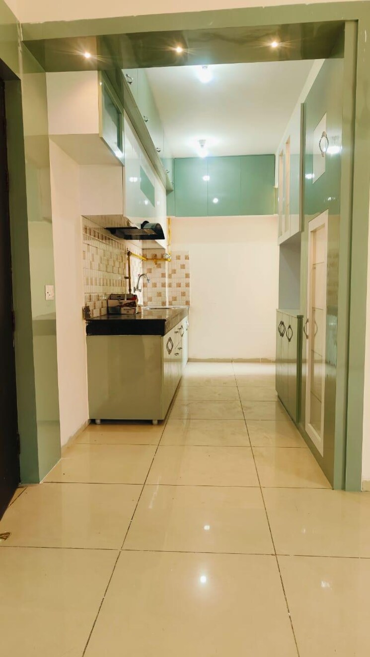 Kitchen, wave-dream-homes 2 Bedroom 808 Sq.Ft. Apartment In Wave City Ghaziabad 8720020