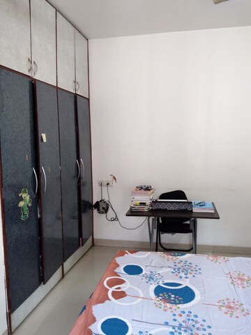 Room in 1 BHK Apartment at Century CHS, Chembur – for Rent