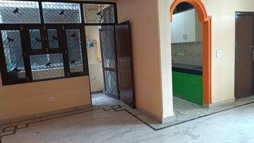 Living Room in 2 BHK Builder Floor at Vaishali Sector 6 – for Rent