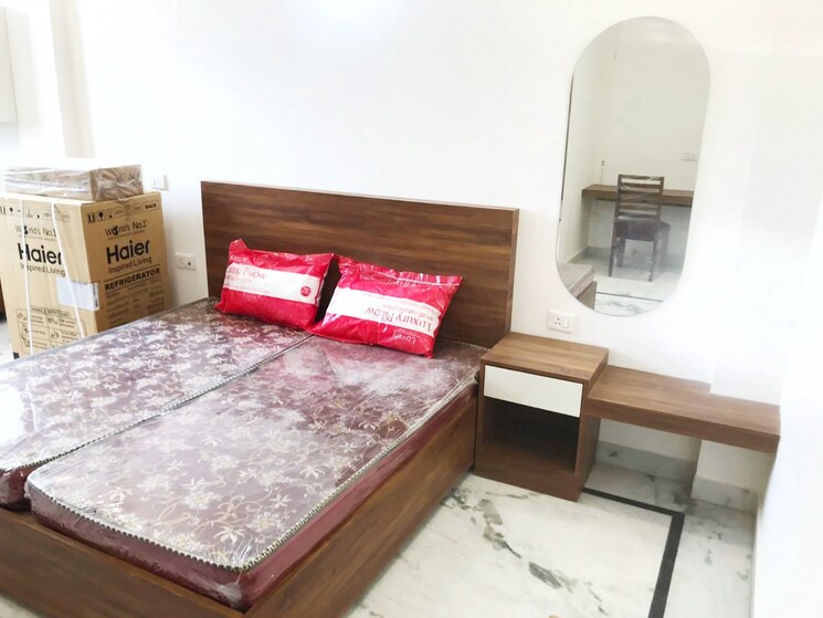 Room, sector 27 1 RK 500 Sq.Ft. Builder Floor In Sector 27 Gurgaon 8719820