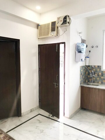  1 RK Builder Floor at Sector 27 – for Rent