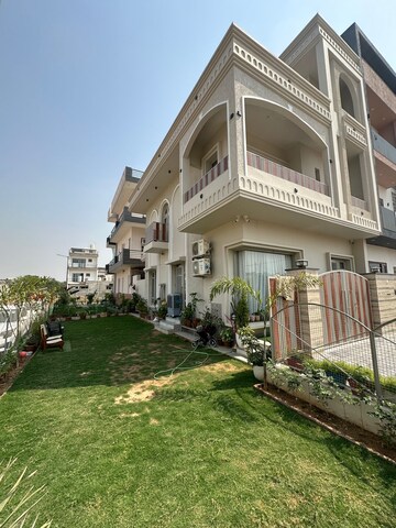 3 BHK Independent House For Sale in Aerocity