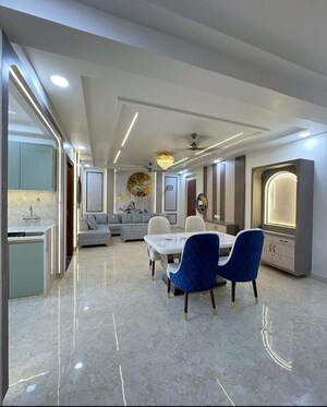 Living Room in 3.5 BHK Builder Floor at Sector 37 – for Sale