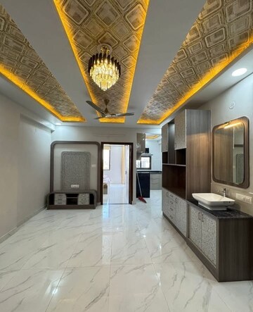 Room in 3.5 BHK Builder Floor at Sector 37 – for Sale