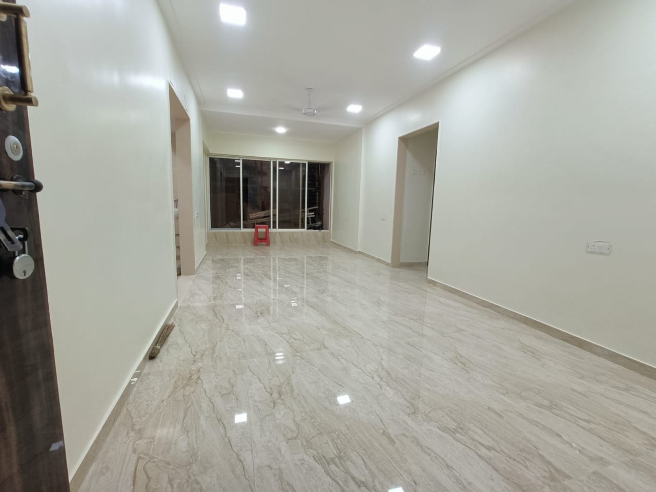 2 BHK 900 Sq.Ft. Apartment in Sunset 1 Co Operative Housing Society Ltd