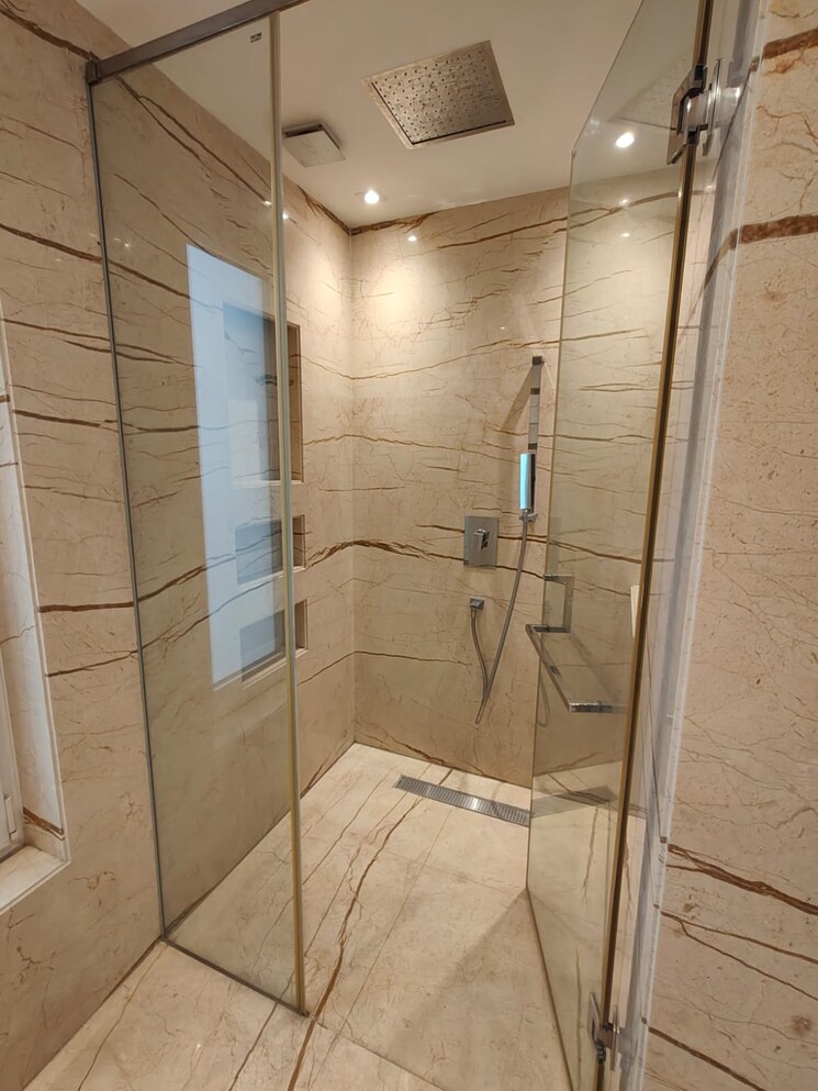 Bathroom, panchsheel park 4 Bedroom 800 Sq.Yd. Builder Floor In Panchsheel Park Delhi 8720548
