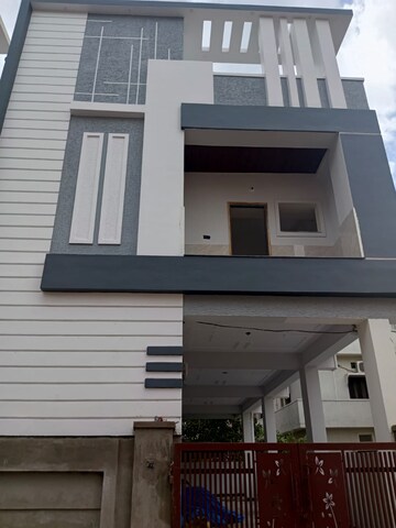 2 BHK Independent House For Sale in Hydershakote