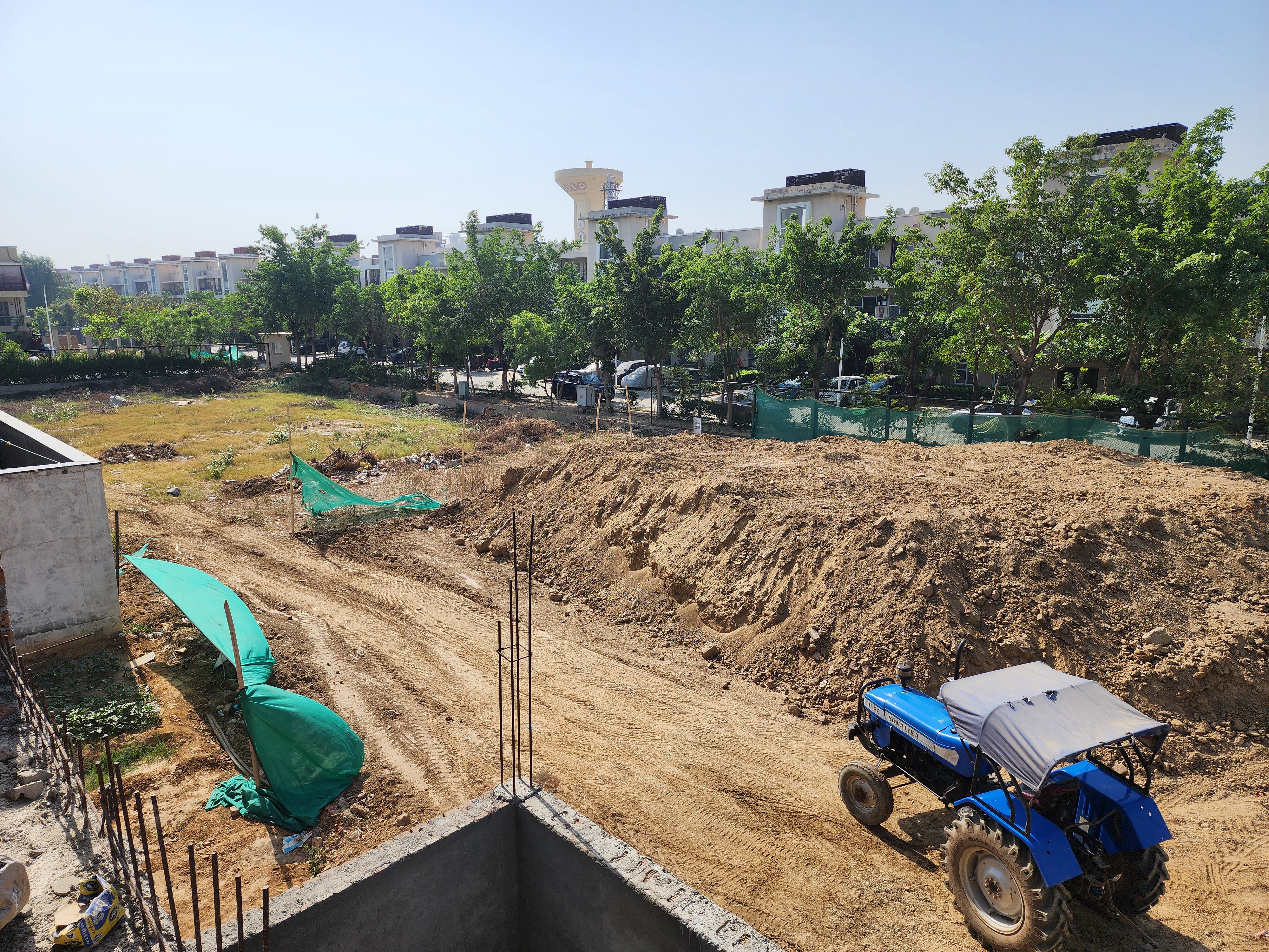 Plot For Sale in BPTP Parkland Pride