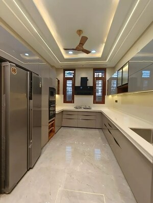 Kitchen in 3 BHK Builder Floor at Sector 29 – for Sale