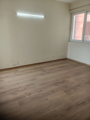 Room in 3 BHK Apartment at 3C Lotus Panache, Sector 110 – for Rent