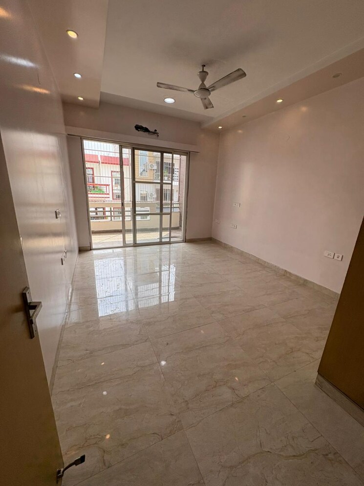 Room, ansal-highland-park 3 Bedroom 1940 Sq.Ft. Apartment In Sector 103 Gurgaon 8720695