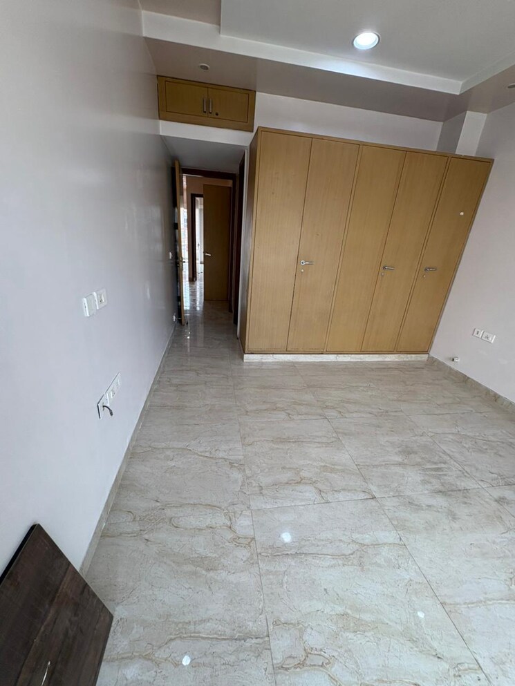 Room, ansal-highland-park 3 Bedroom 1940 Sq.Ft. Apartment In Sector 103 Gurgaon 8720695