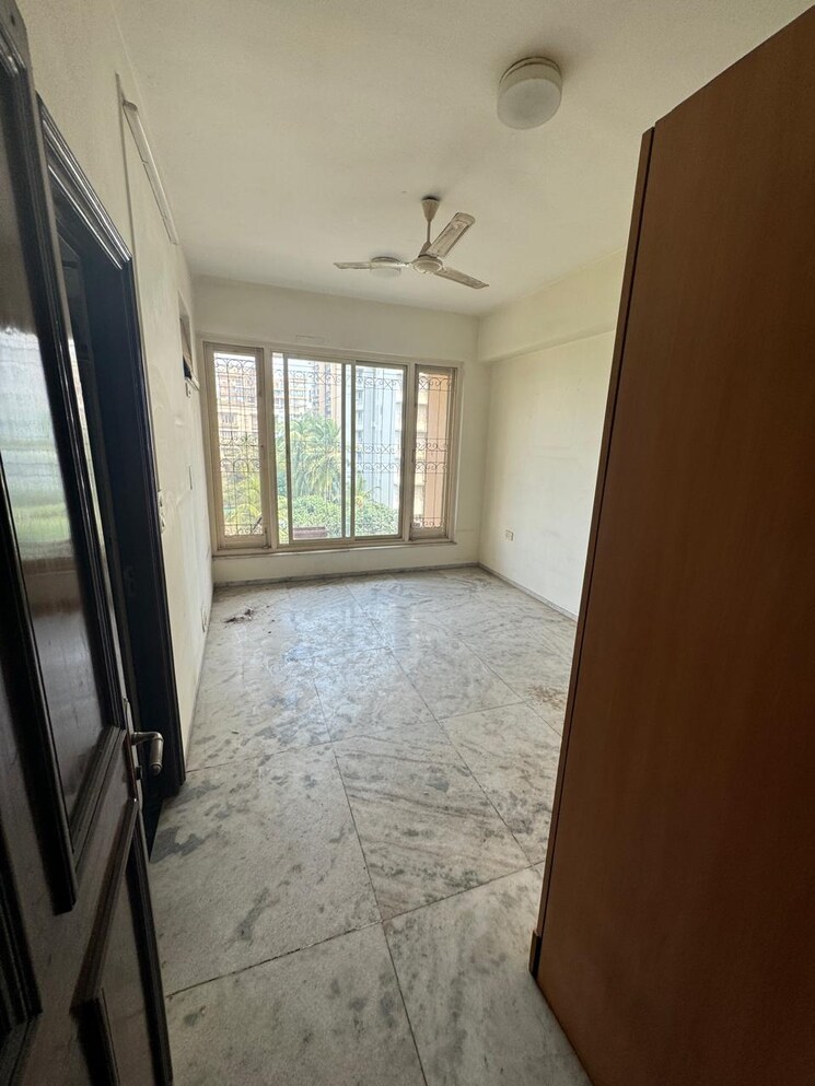 Room, usha-villa 3 Bedroom 1200 Sq.Ft. Apartment In Santacruz West Mumbai 8720704