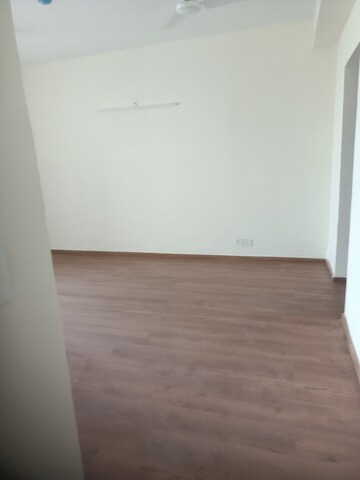 Room in 4 BHK Apartment at The 3C Lotus Panache, Sector 110 – for Rent