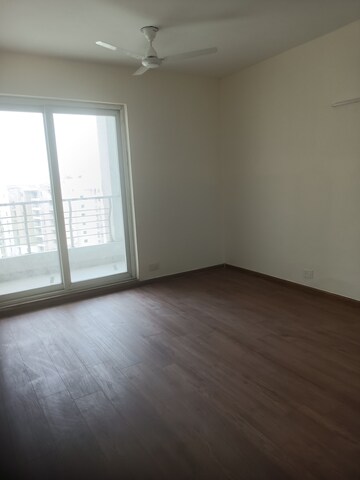 Room in 4 BHK Apartment at The 3C Lotus Panache, Sector 110 – for Rent