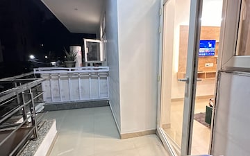 Furnished Amenities in 1 RK Builder Floor at Sector 27 – for Rent