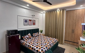 Bedroom in 1 RK Builder Floor at Sector 27 – for Rent