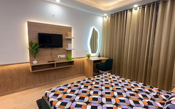 Bedroom in 1 RK Builder Floor at Sector 27 – for Rent