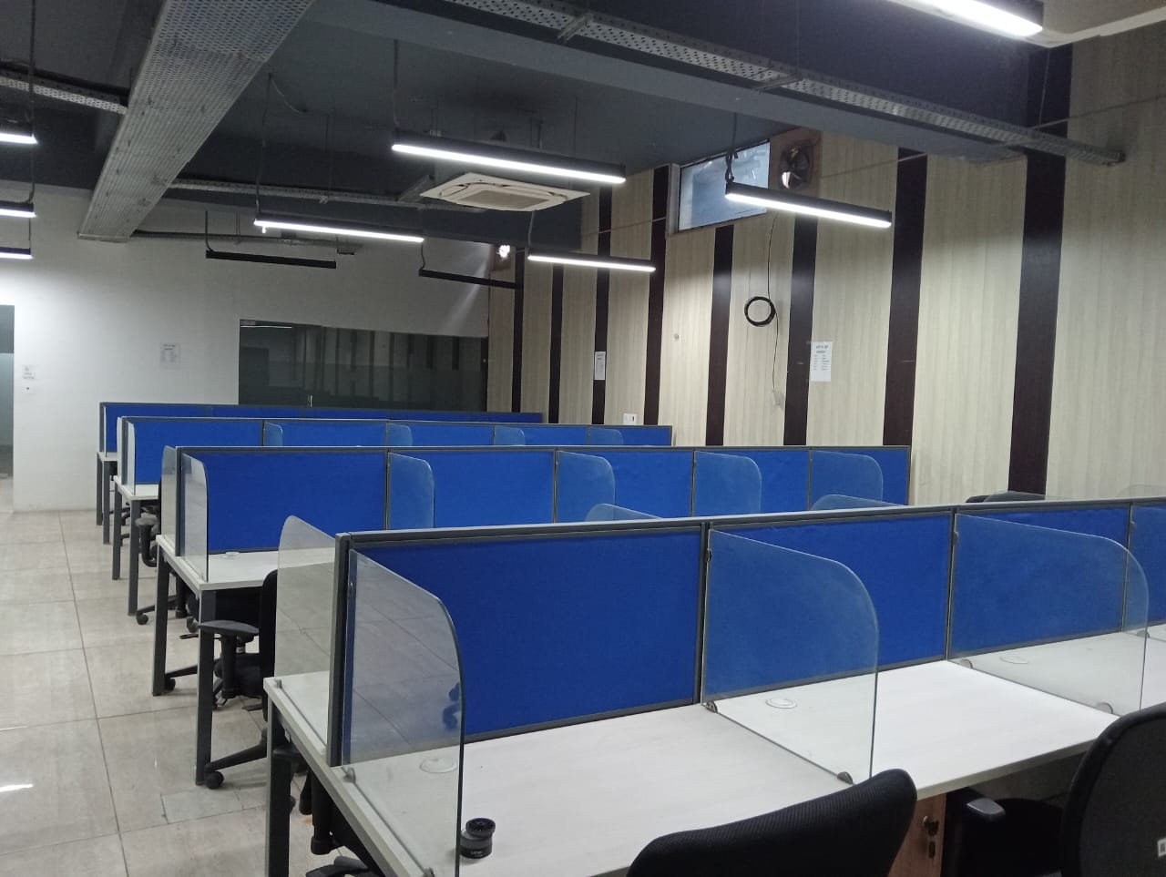 Office Space For Rent in Sector 63