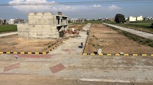  Plot For Sale in Vivek Vihar