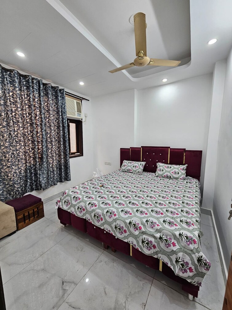 Cover Image, vasant kunj 2 Bedroom 1100 Sq.Ft. Apartment In Vasant Kunj Delhi 8720875