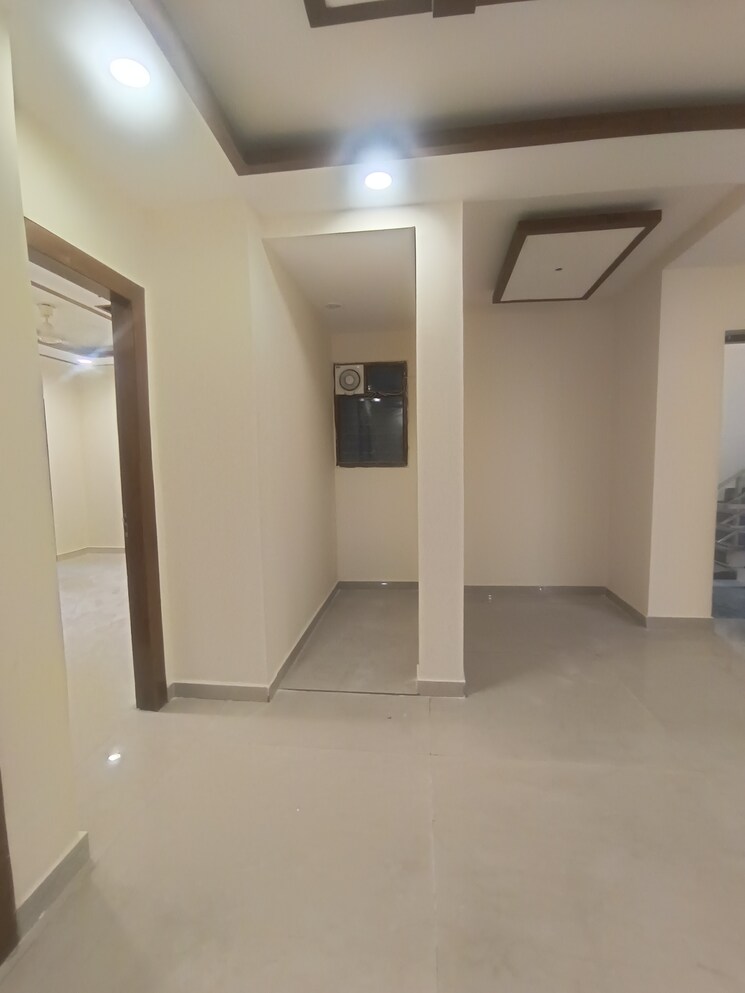 Room, srishti-greenfield-homes 4 Bedroom 2800 Sq.Ft. Builder Floor In Green Fields Colony Faridabad 8720909