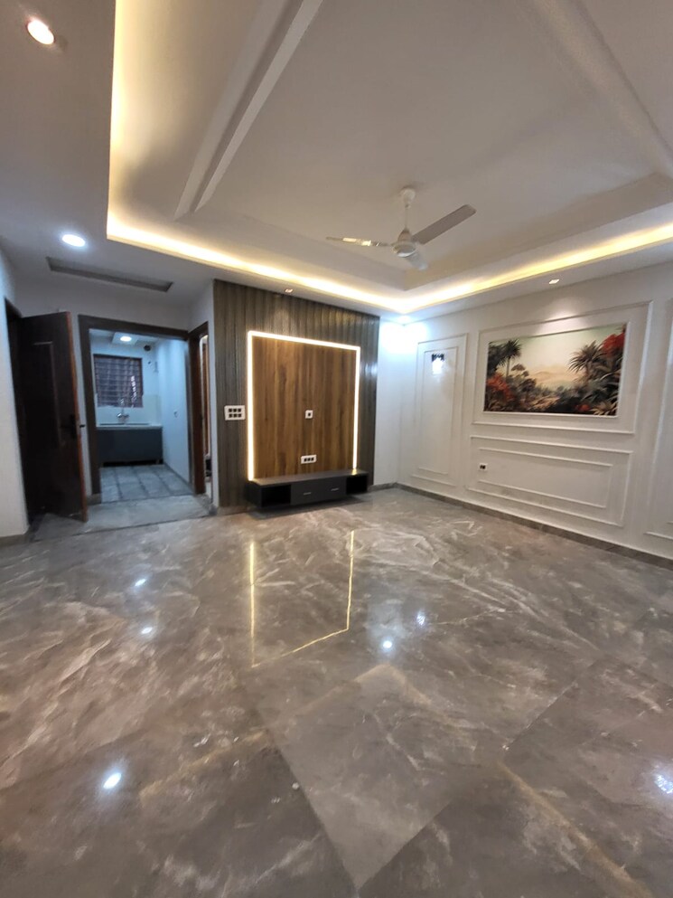 Living Room, srishti-greenfield-homes 3 Bedroom 1800 Sq.Ft. Builder Floor In Green Fields Colony Faridabad 8720981