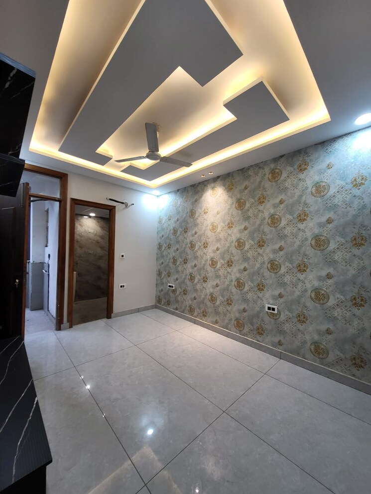 Kitchen, srishti-greenfield-homes 3 Bedroom 1800 Sq.Ft. Builder Floor In Green Fields Colony Faridabad 8720981