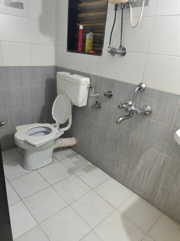 Bathroom in 2 BHK Apartment at Veena Saraswati vasai, Vasai East – for Sale