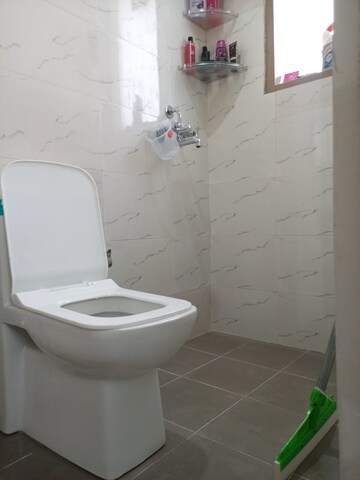 Bathroom in 1 RK Builder Floor at Sector 28 – for Rent