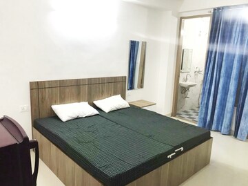 Bedroom in 1 RK Builder Floor at Sector 28 – for Rent